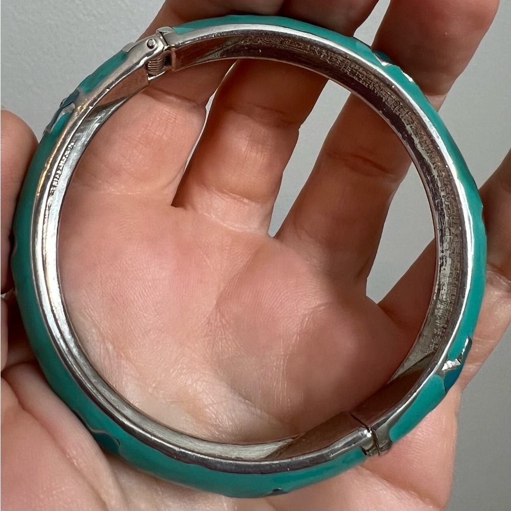 Enamel Spring Bracelet - Picture 4 of 16